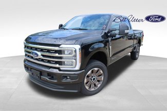 New 2025 Ford F350 4x4 Crew Cab Super Duty image 1