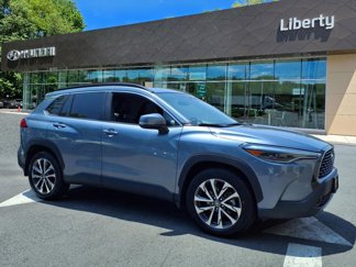 Used 2023 Toyota Corolla Cross XLE image 1