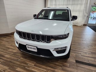 New 2025 Jeep Grand Cherokee Limited w/ Trailer Tow Package image 1