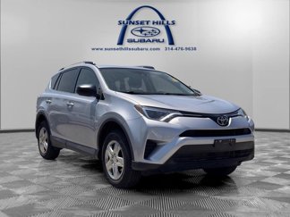 Used 2017 Toyota RAV4 LE image 1