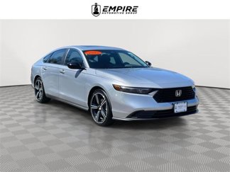 Used 2025 Honda Accord Sport image 1