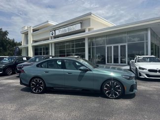 New 2026 BMW i5 eDrive40 w/ M Sport Package image 1