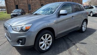 Used 2015 Mitsubishi Outlander Sport ES image 1