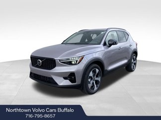 New 2026 Volvo XC40 B5 Plus image 1