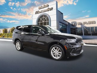 Used 2024 Dodge Durango GT image 1