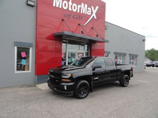 Used 2019 Chevrolet Silverado 1500 LT w/ All Star Edition image 1