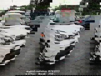 Used 2019 Kia Soul + image 1
