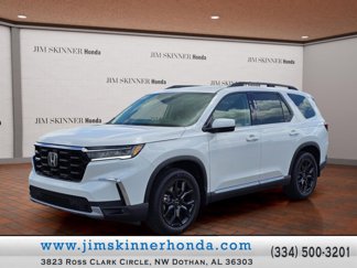 New 2025 Honda Pilot Touring image 1