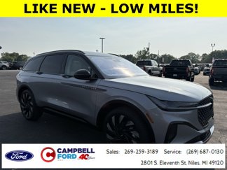 Used 2025 Lincoln Nautilus Reserve w/ Jet Appearance Package image 1