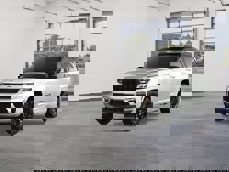 New 2025 Jeep Grand Cherokee Summit video 1