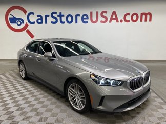Used 2024 BMW 530i image 1