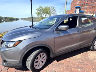 Used 2018 Nissan Rogue Sport S image 1