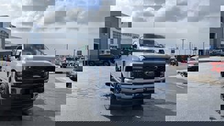 New 2025 Ford F350 4x4 Crew Cab Super Duty image 1