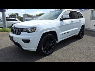 Used 2018 Jeep Grand Cherokee Altitude image 1