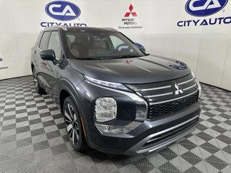 New 2025 Mitsubishi Outlander SEL image 1