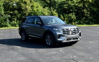 New 2025 Ford Explorer Active image 1