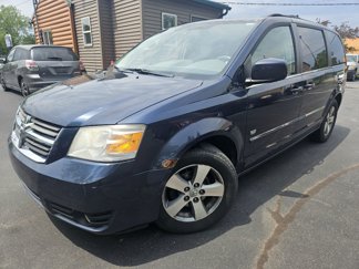 Used 2009 Dodge Grand Caravan SXT image 1