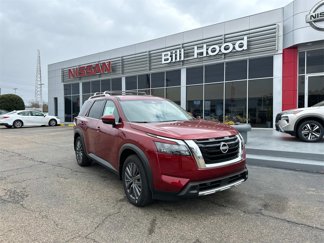 New 2025 Nissan Pathfinder SL w/ SL Premium Package image 1