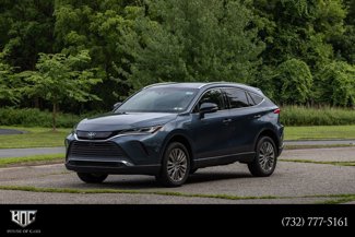 Used 2021 Toyota Venza Limited image 1