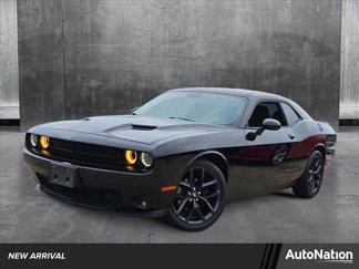 Used 2020 Dodge Challenger SXT w/ Blacktop Package image 1