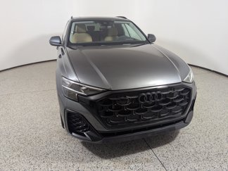New 2025 Audi Q8 Prestige image 1