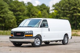 Used 2015 GMC Savana 3500 Extended image 1