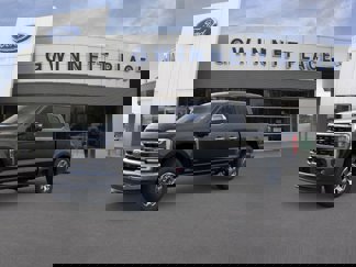New 2025 Ford F250 4x4 Crew Cab Super Duty image 1