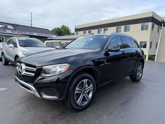Used 2019 Mercedes-Benz GLC 300 4MATIC image 1