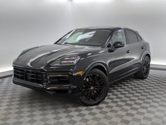 Used 2025 Porsche Cayenne Coupe image 1