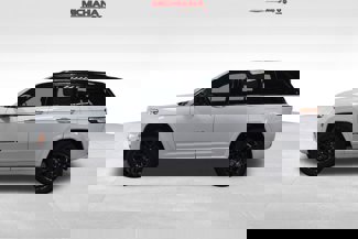 New 2025 Jeep Grand Cherokee Summit image 1