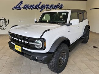 New 2025 Ford Bronco Outer Banks w/ Sasquatch Package image 1