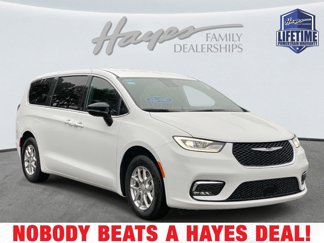 New 2026 Chrysler Pacifica Select image 1
