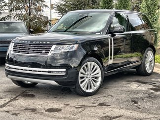 Used 2025 Land Rover Range Rover Autobiography image 1