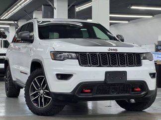 Used 2018 Jeep Grand Cherokee Trailhawk image 1