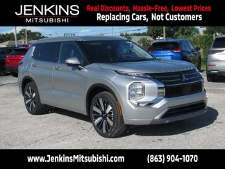New 2025 Mitsubishi Outlander SEL image 1