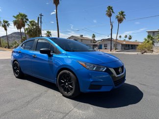 Used 2022 Nissan Versa S image 1