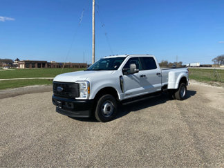 New 2025 Ford F350 XL image 1