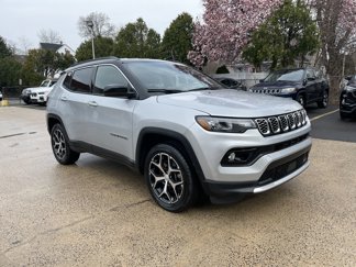 Certified 2024 Jeep Compass Limited image 1