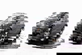 Certified 2025 Porsche Macan Electric image 1