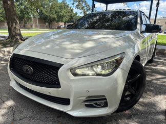 Used 2017 INFINITI Q50 3.0t Premium w/ All Weather Package (L93) image 1