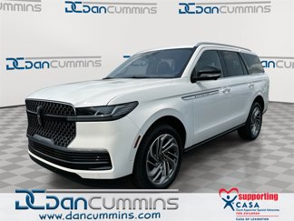 New 2025 Lincoln Navigator Reserve image 1