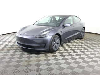 Used 2022 Tesla Model 3 Standard Range image 1