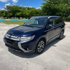 Used 2017 Mitsubishi Outlander SE image 1