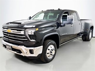 New 2025 Chevrolet Silverado 3500 LTZ w/ LTZ Convenience Package image 1