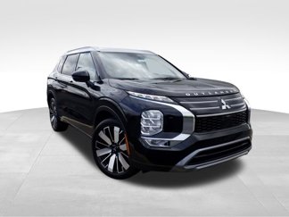 New 2025 Mitsubishi Outlander AWD image 1