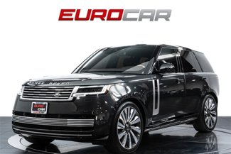 Used 2025 Land Rover Range Rover SV image 1