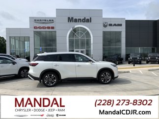 Used 2025 INFINITI QX60 Luxe w/ Cargo Package image 1