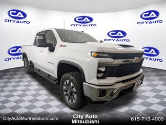 Used 2024 Chevrolet Silverado 2500 LT image 1