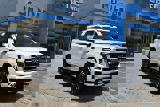 New 2025 GMC Yukon Elevation image 1