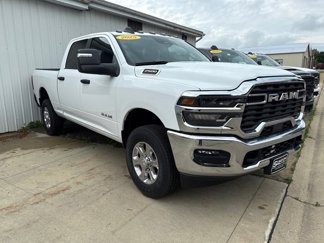 New 2025 RAM 2500 4x4 Crew Cab image 1